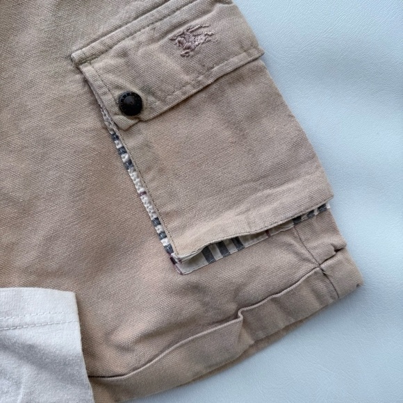 Set top shirt short sleeves + shorts pants 2T Burberry beige - Picture 3 of 5